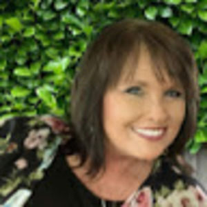 Meet your Posher, Vicky